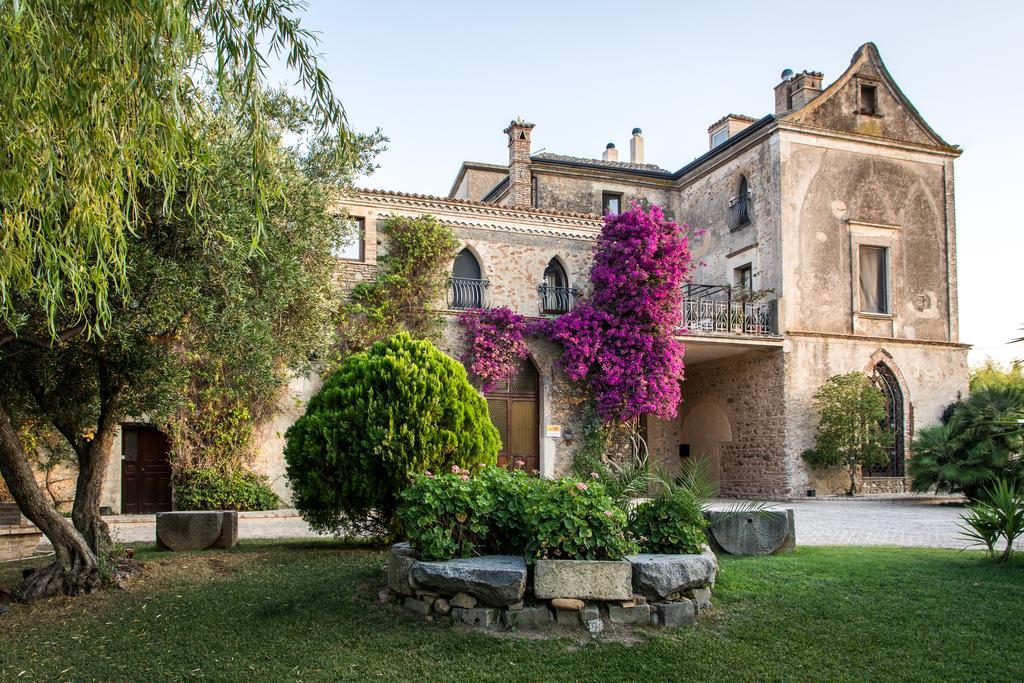 Гостевой дом Le Colline Del Gelso-Masseria Mazzei Россано Экстерьер фото