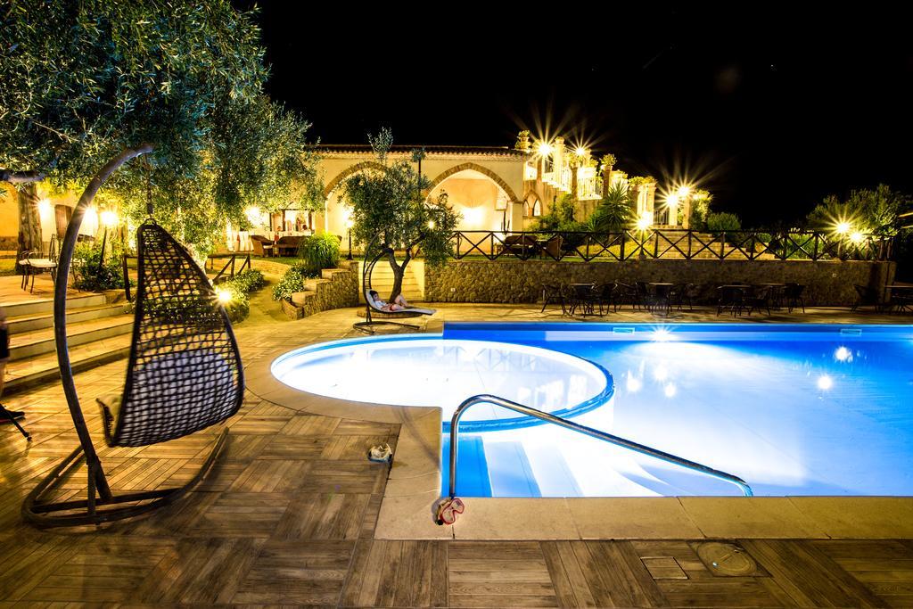 Le Colline Del Gelso-Masseria Mazzei Россано Экстерьер фото